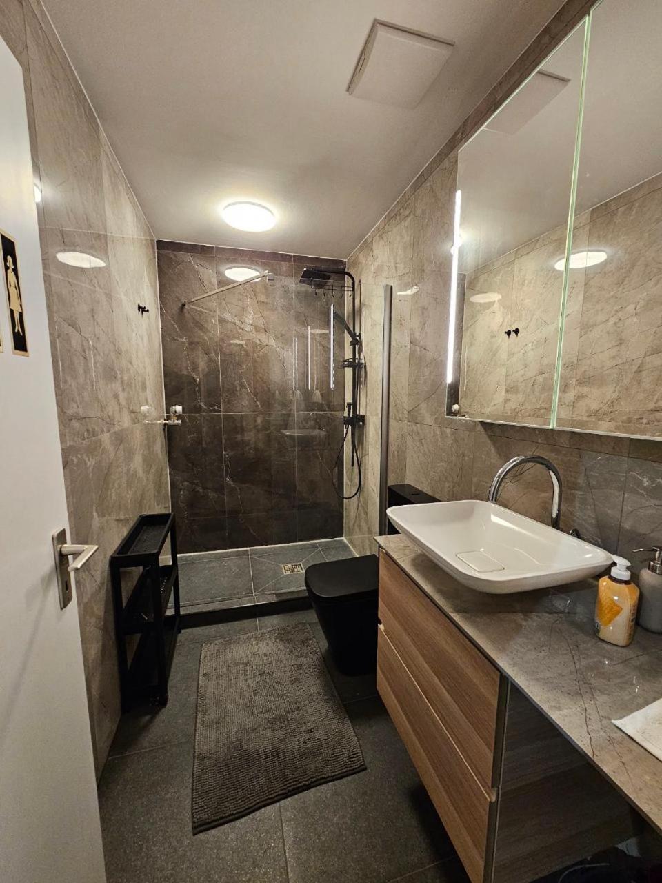 Appartement Eine Komfortable Im Zentrum